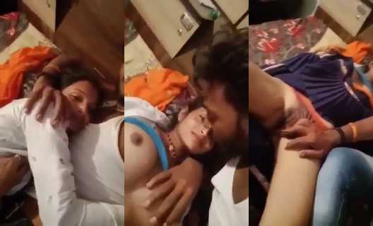 Desi Indian Bhabhi Boobs and Pussy Touched by Her BF